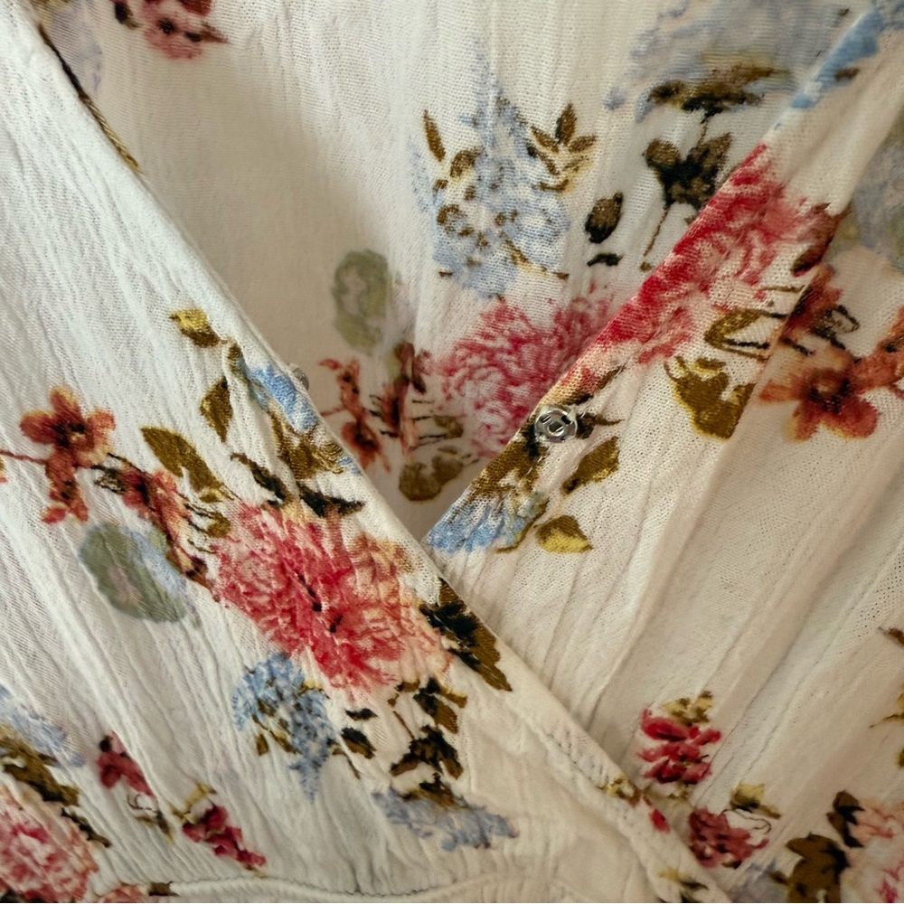 Flower Cream Maxi Dress - Picture 10 of 12